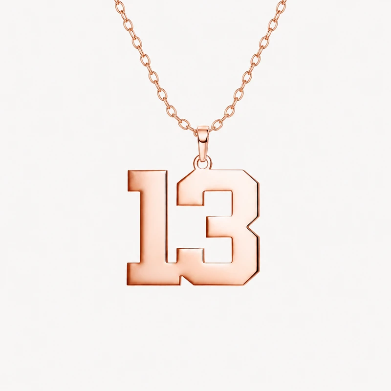 Collier pendentif personnalisé avec numéro de sport image 2